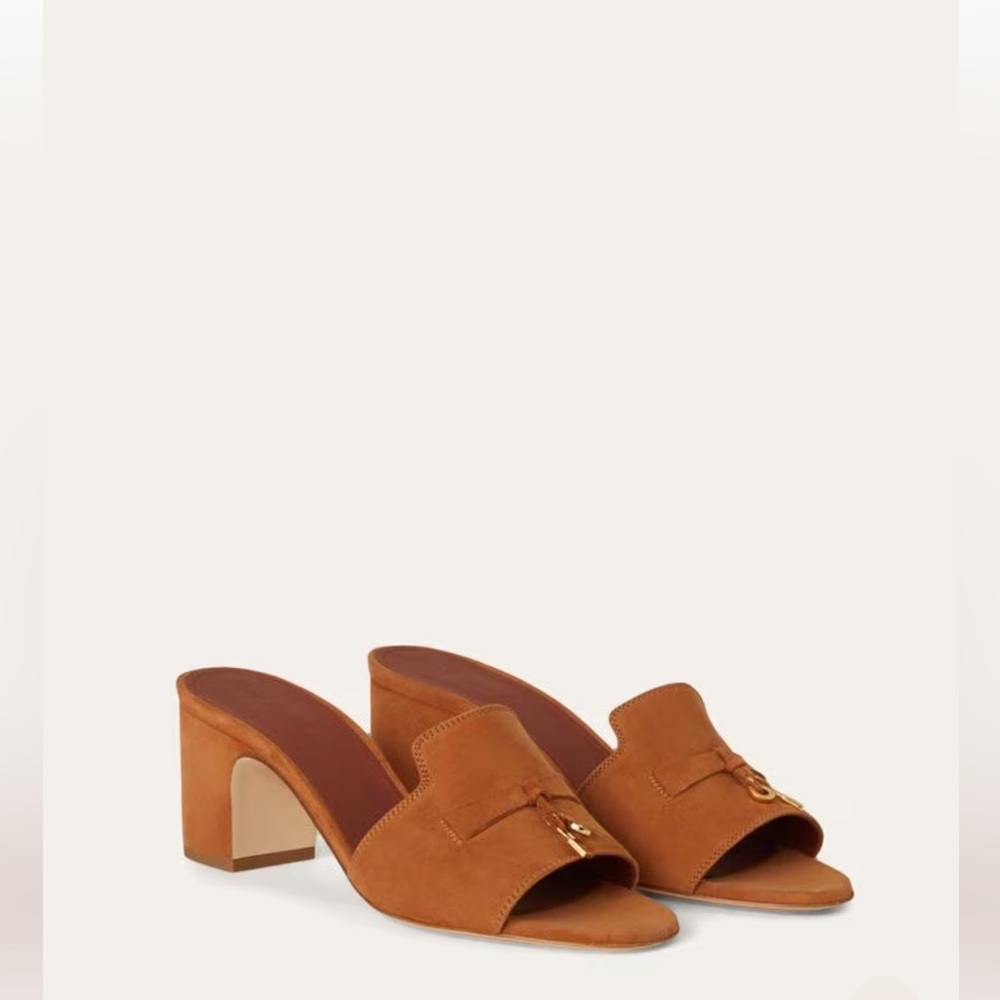 Loro Piana summer charms sandal in Wot (almost brand new)